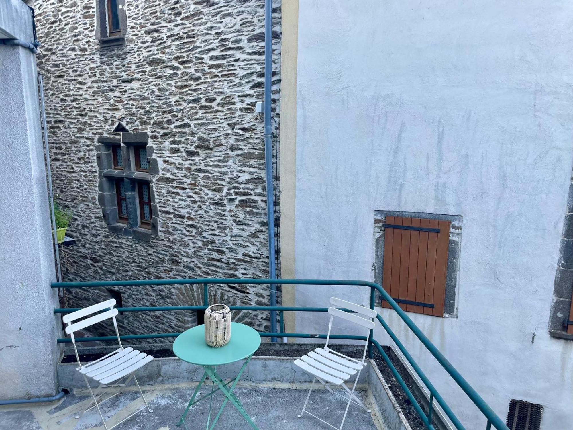 T2 Renove Avec Terrasse Au Coeur Des Cevennes Apartment Saint-Germain-de-Calberte Exterior foto